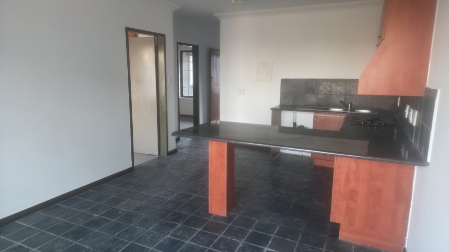 To Let 2 Bedroom Property for Rent in Noordwyk Gauteng