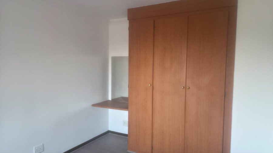 To Let 2 Bedroom Property for Rent in Noordwyk Gauteng