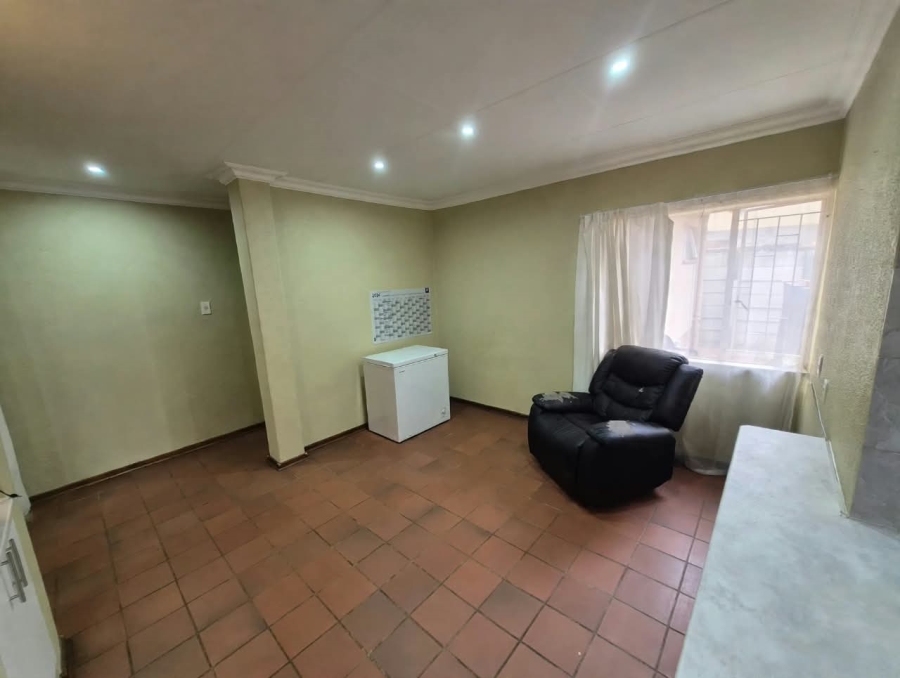 To Let 3 Bedroom Property for Rent in Garsfontein Gauteng