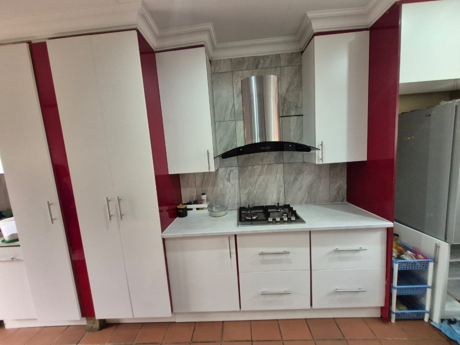 To Let 3 Bedroom Property for Rent in Garsfontein Gauteng
