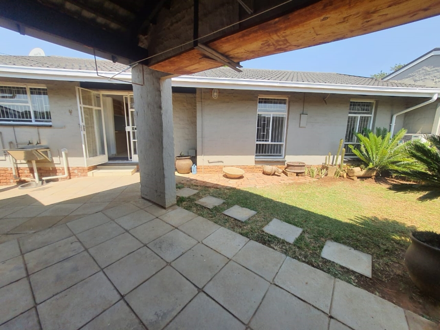 3 Bedroom Property for Sale in Elardus Park Gauteng