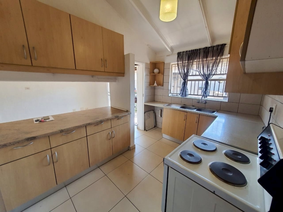 3 Bedroom Property for Sale in Elardus Park Gauteng