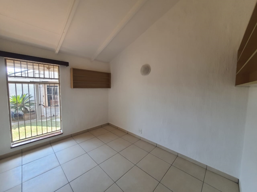 3 Bedroom Property for Sale in Elardus Park Gauteng