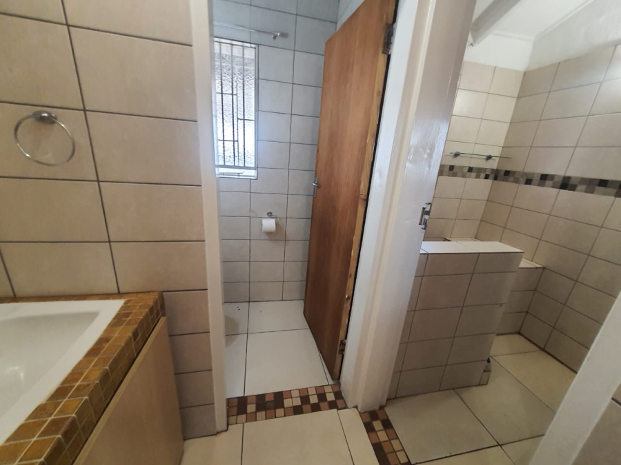 3 Bedroom Property for Sale in Elardus Park Gauteng