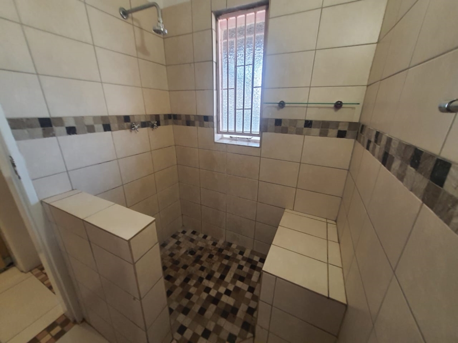 3 Bedroom Property for Sale in Elardus Park Gauteng