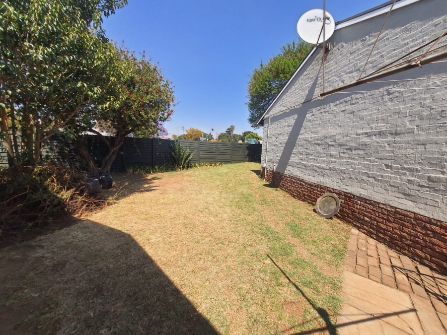 3 Bedroom Property for Sale in Elardus Park Gauteng