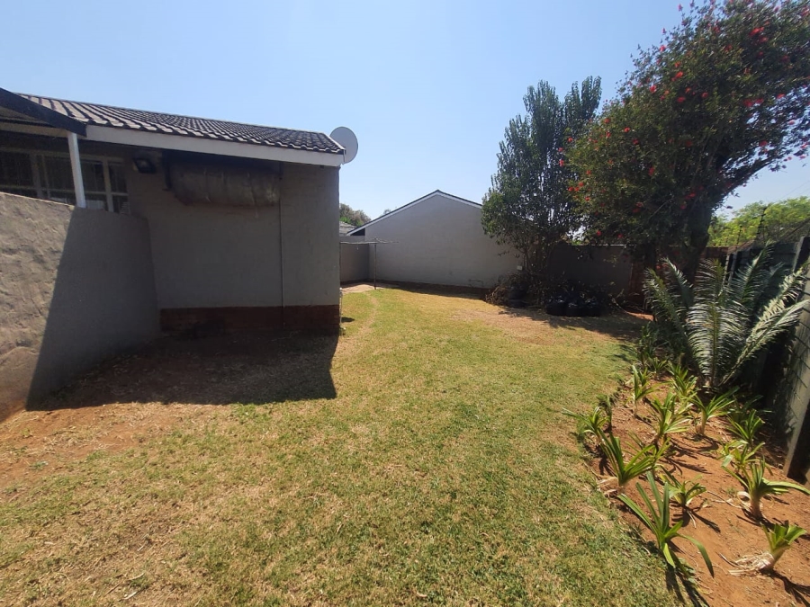 3 Bedroom Property for Sale in Elardus Park Gauteng