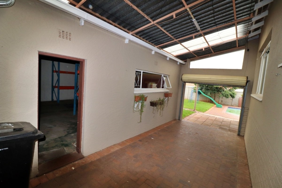 4 Bedroom Property for Sale in Dawnview Gauteng