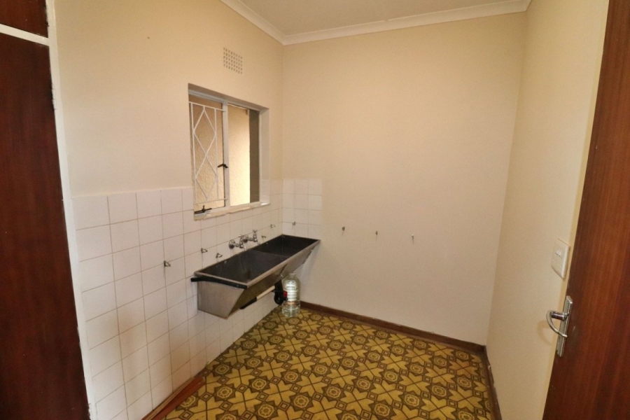 4 Bedroom Property for Sale in Dawnview Gauteng