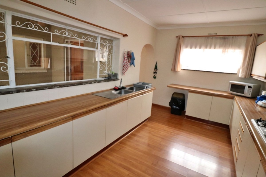 4 Bedroom Property for Sale in Dawnview Gauteng