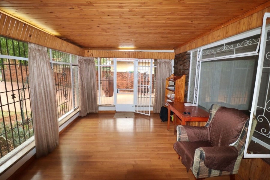 4 Bedroom Property for Sale in Dawnview Gauteng