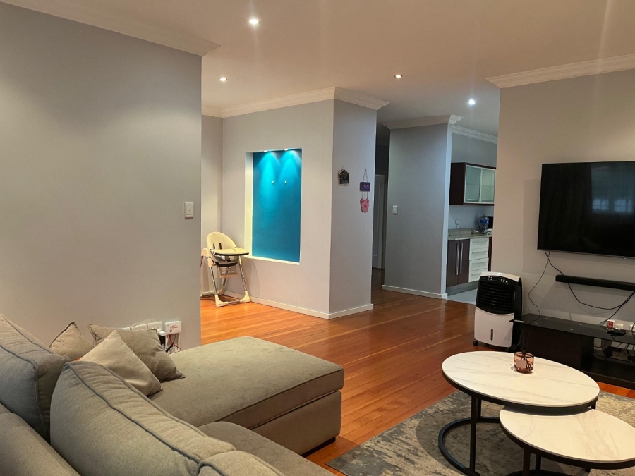 3 Bedroom Property for Sale in Highlands North Gauteng