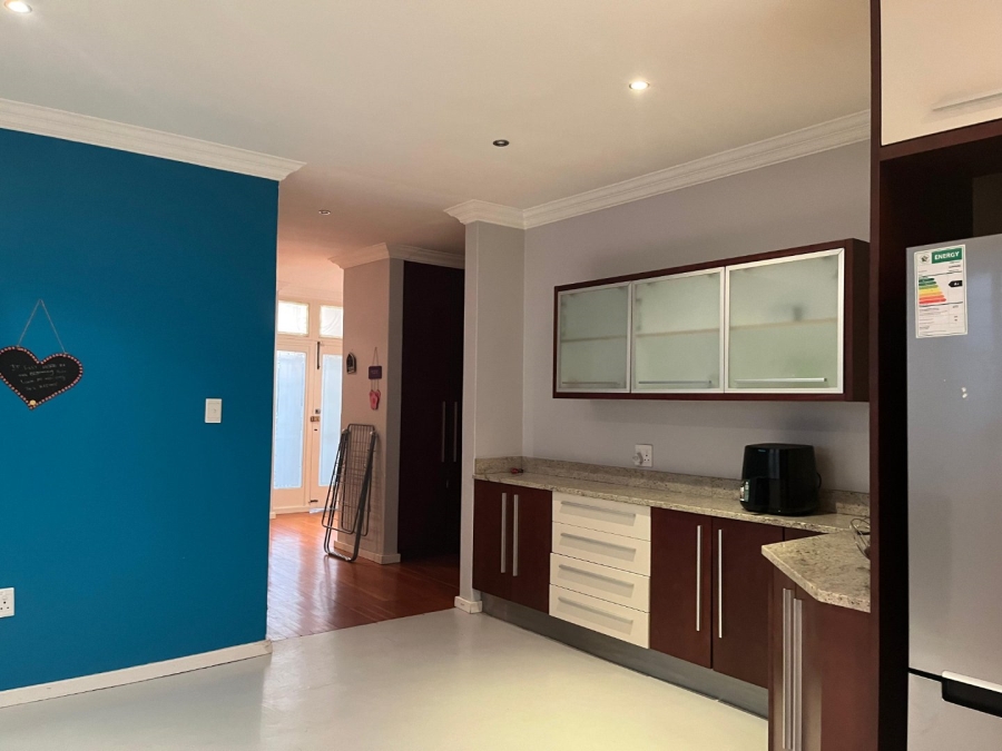 3 Bedroom Property for Sale in Highlands North Gauteng