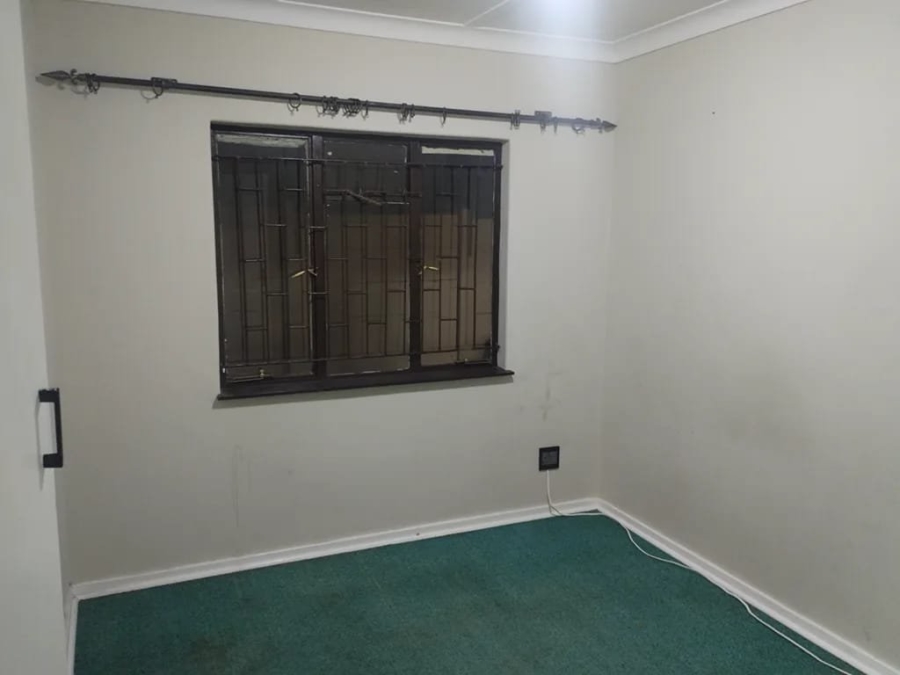 To Let 2 Bedroom Property for Rent in Westdene Gauteng