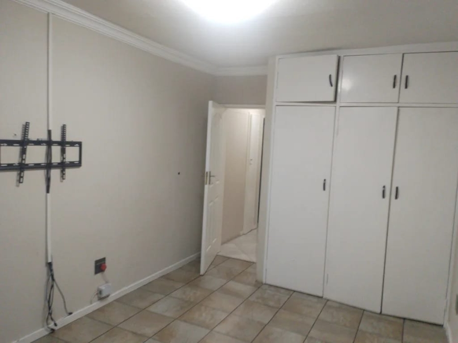 To Let 2 Bedroom Property for Rent in Westdene Gauteng