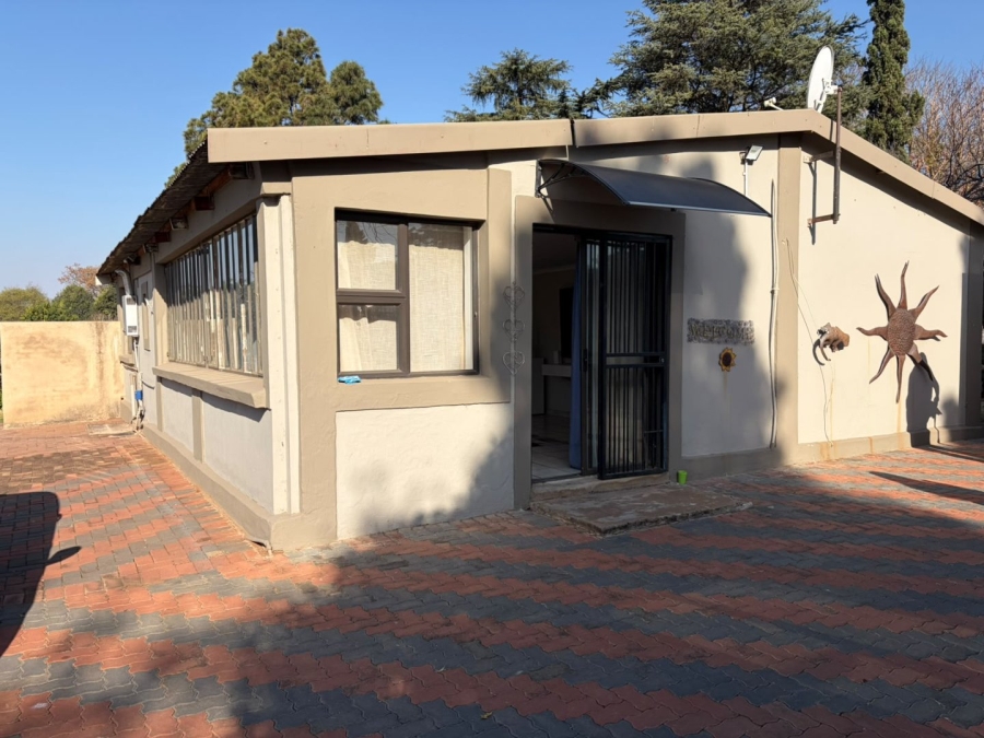 3 Bedroom Property for Sale in Monavoni A H Gauteng