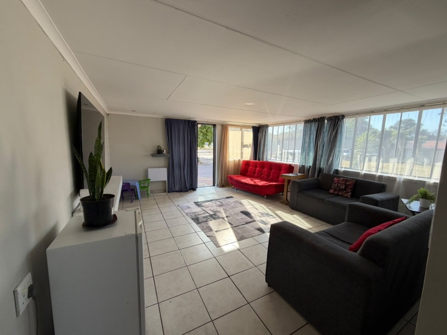 3 Bedroom Property for Sale in Monavoni A H Gauteng
