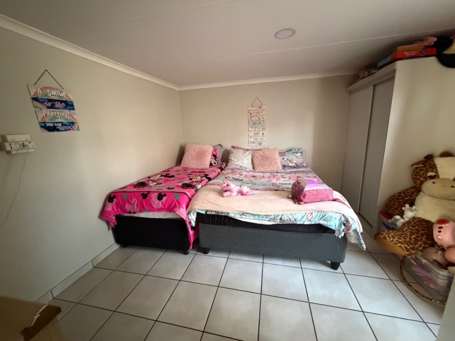 3 Bedroom Property for Sale in Monavoni A H Gauteng