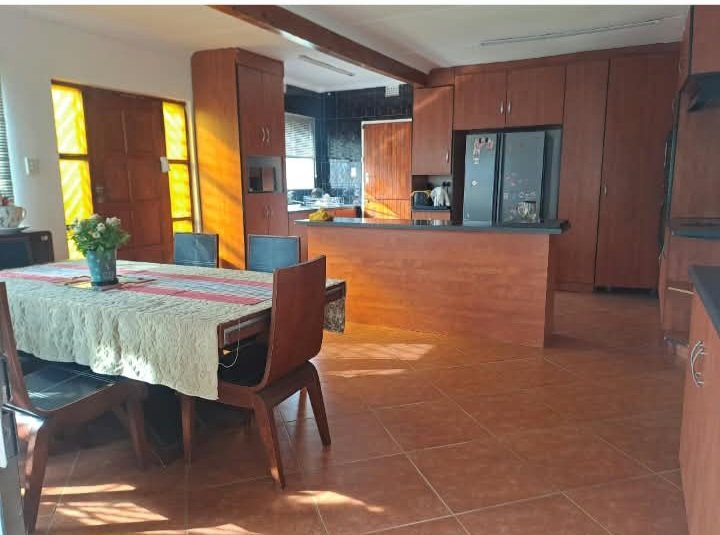 5 Bedroom Property for Sale in Lenasia South Gauteng