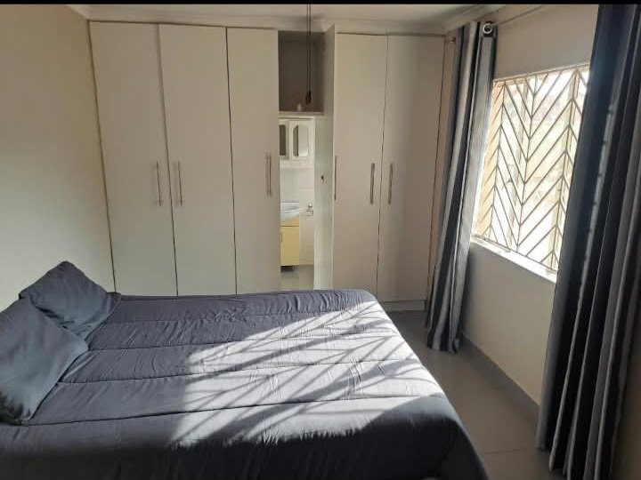 5 Bedroom Property for Sale in Lenasia South Gauteng