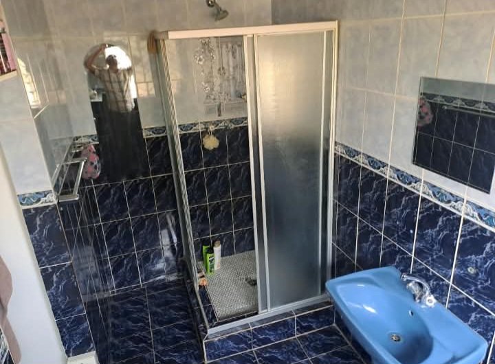 5 Bedroom Property for Sale in Lenasia South Gauteng