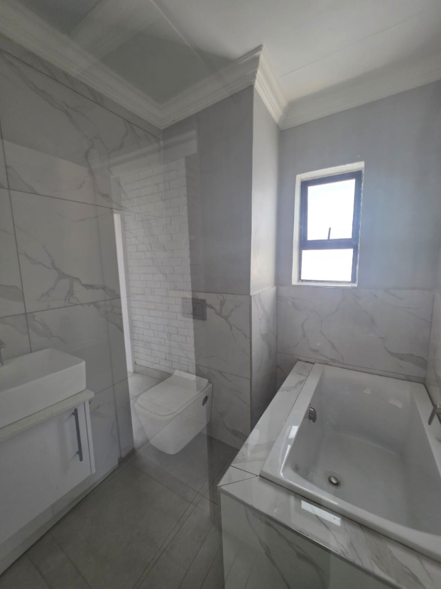 Bedroom Property for Sale in Wonderboom Gauteng