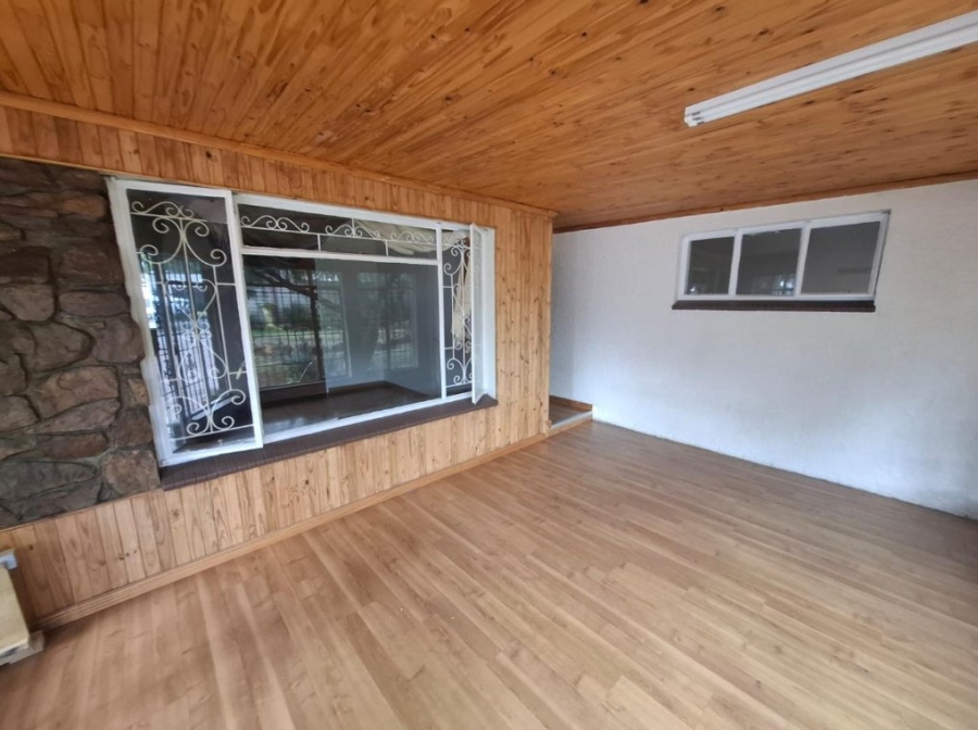 4 Bedroom Property for Sale in Dawnview Gauteng