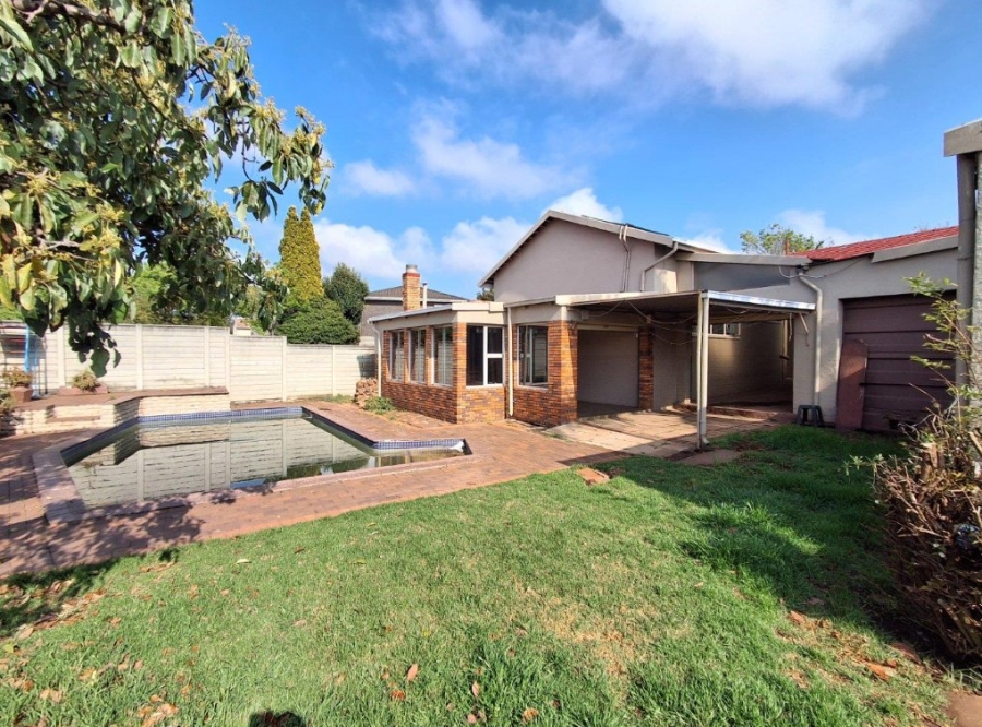 4 Bedroom Property for Sale in Dawnview Gauteng