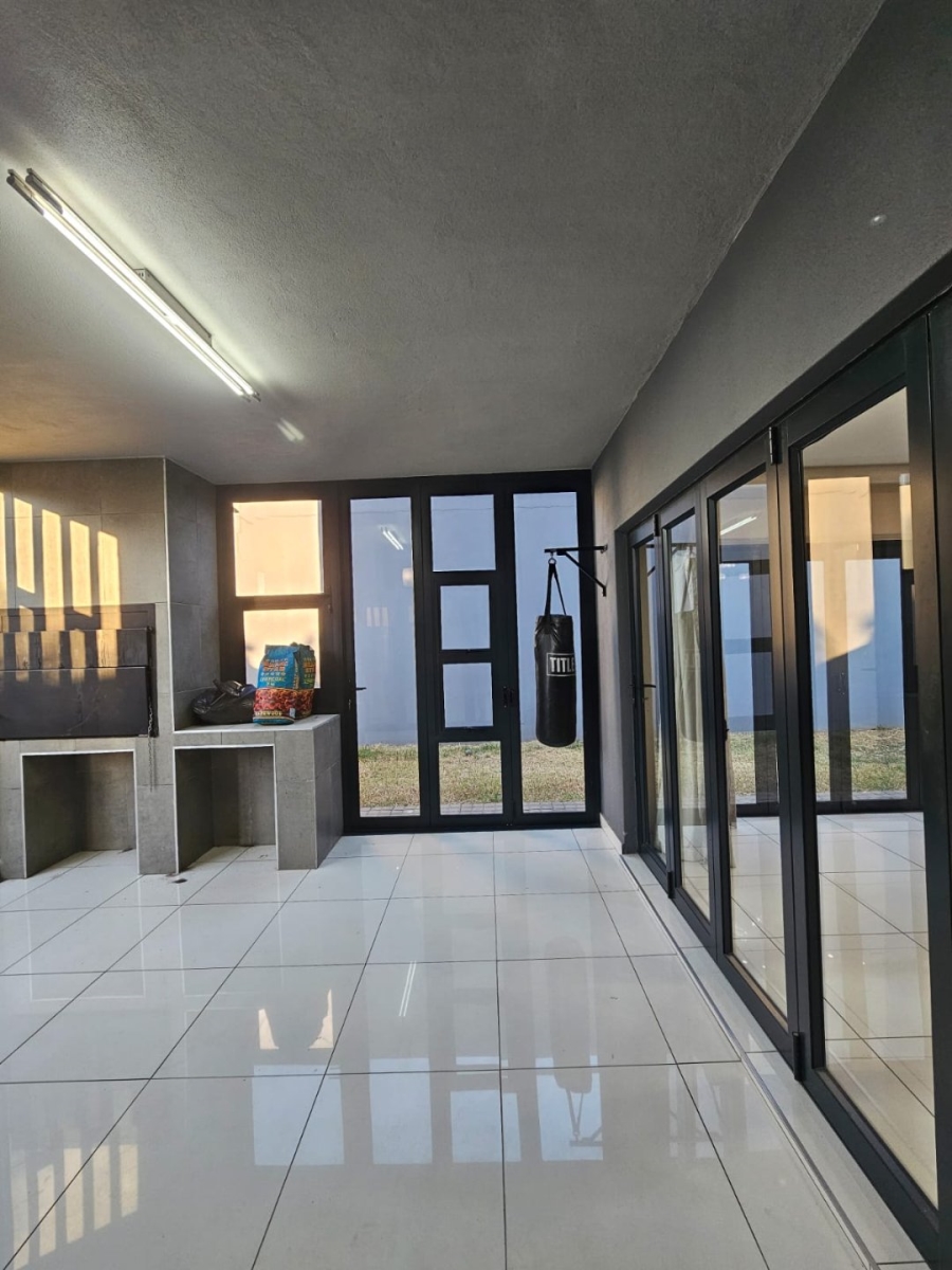 3 Bedroom Property for Sale in Ormonde Gauteng