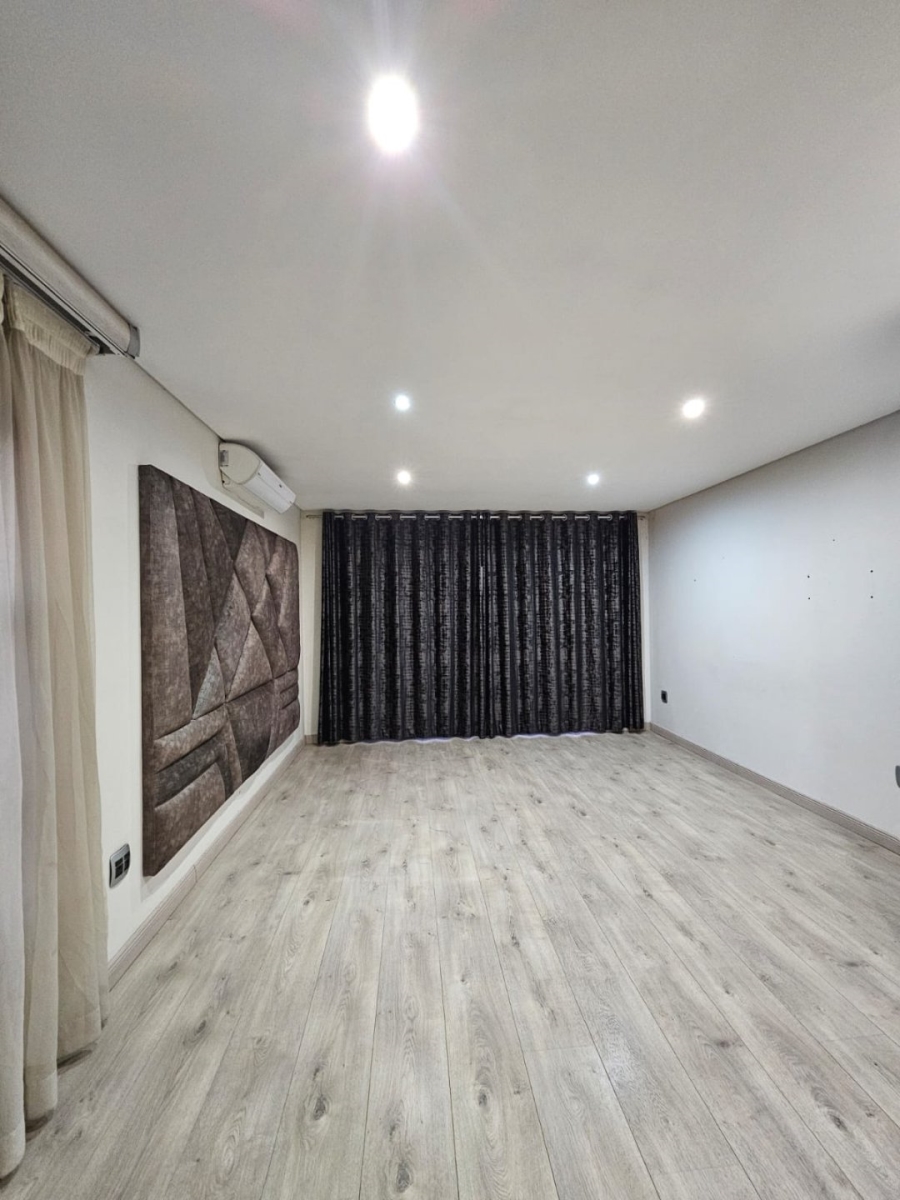 3 Bedroom Property for Sale in Ormonde Gauteng