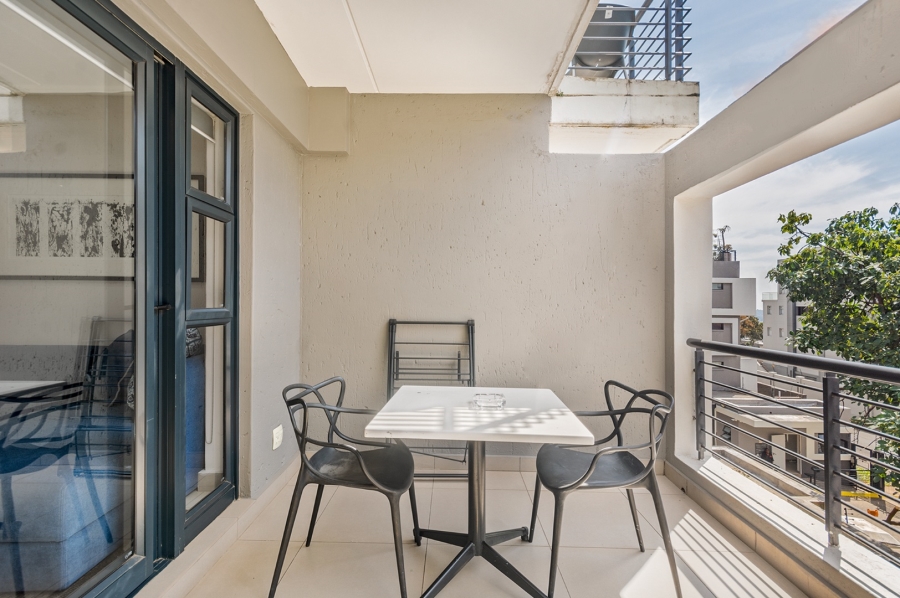 To Let 2 Bedroom Property for Rent in Morningside Manor Gauteng