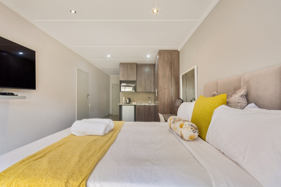 To Let 2 Bedroom Property for Rent in Morningside Manor Gauteng