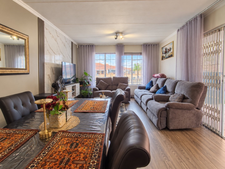 3 Bedroom Property for Sale in Marlands Gauteng