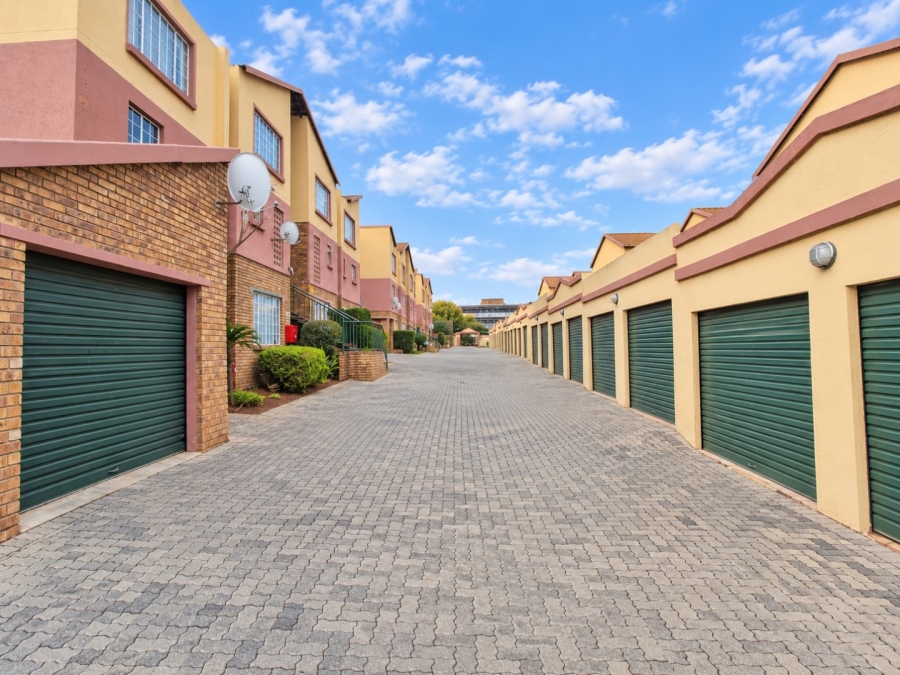 3 Bedroom Property for Sale in Marlands Gauteng