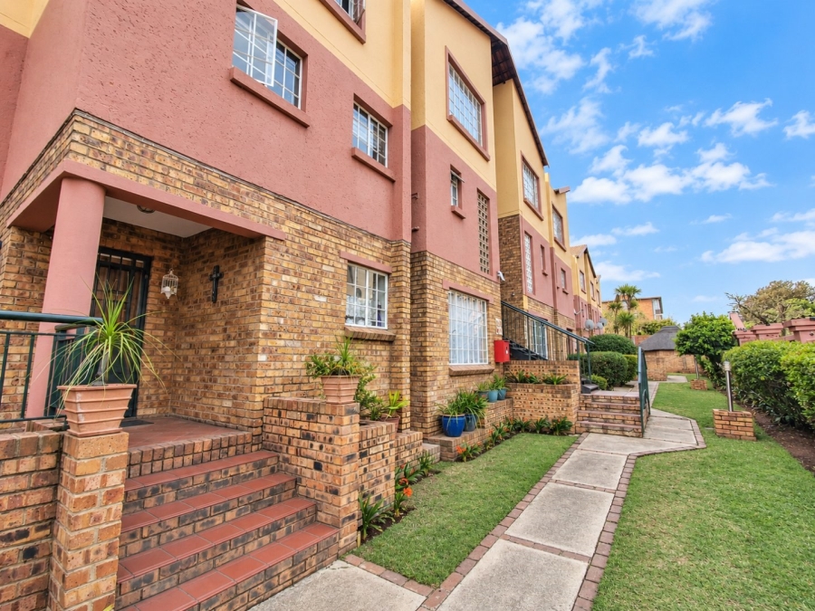 3 Bedroom Property for Sale in Marlands Gauteng