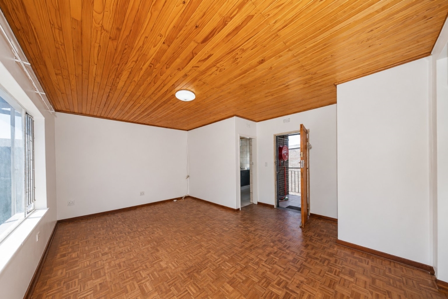 1 Bedroom Property for Sale in Edenvale Central Gauteng