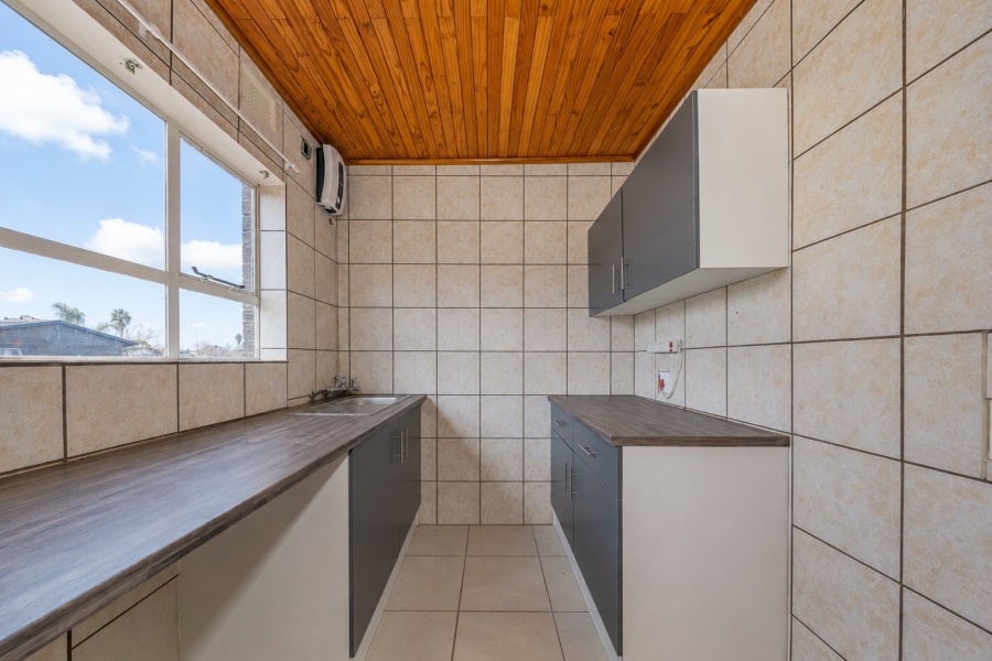 1 Bedroom Property for Sale in Edenvale Central Gauteng