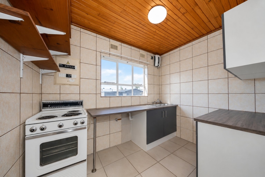 1 Bedroom Property for Sale in Edenvale Central Gauteng