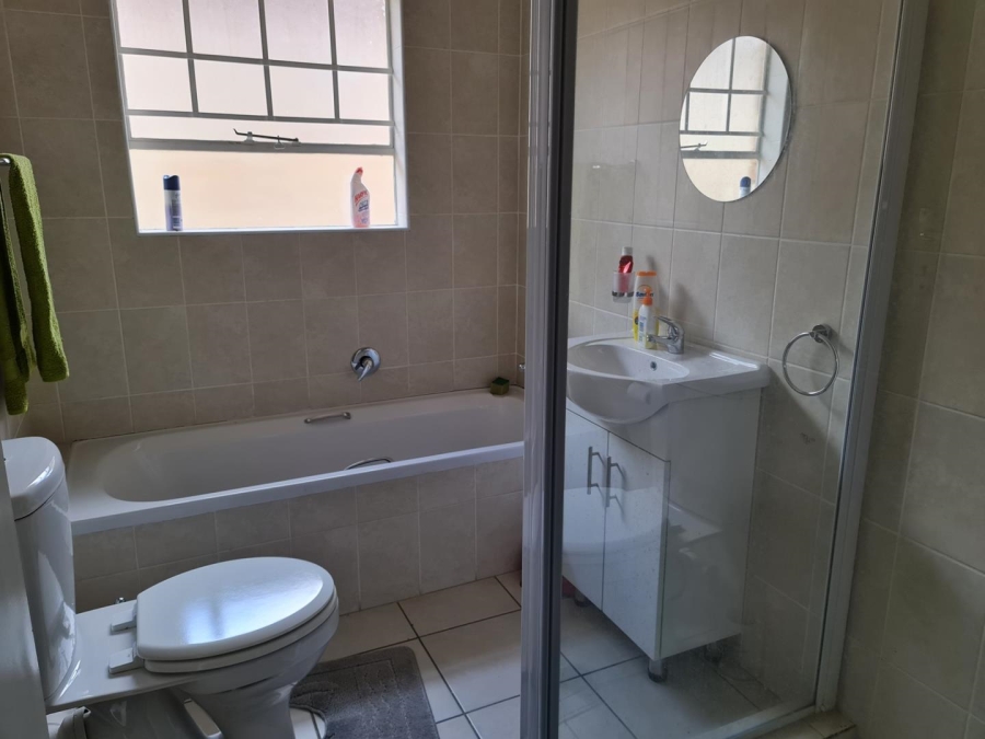 2 Bedroom Property for Sale in Cason Gauteng