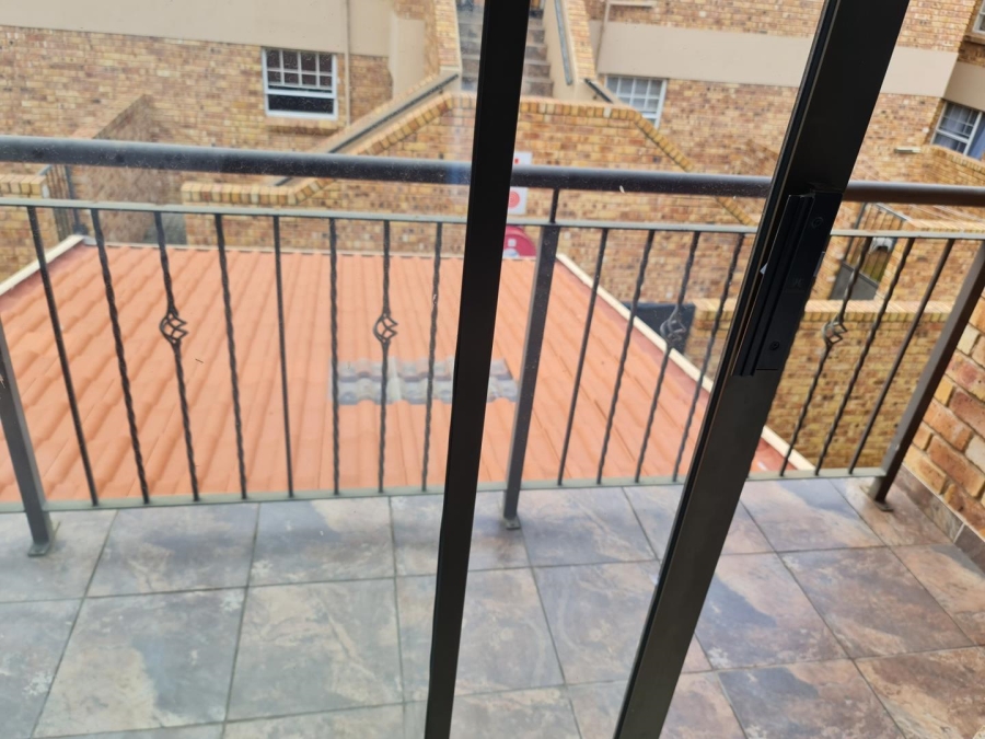 2 Bedroom Property for Sale in Cason Gauteng
