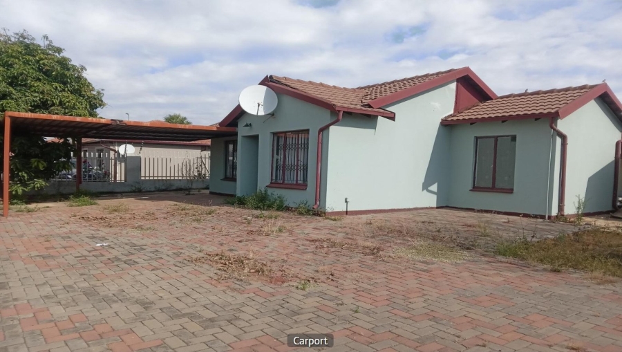 3 Bedroom Property for Sale in Lotus Gardens Gauteng
