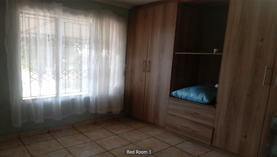 3 Bedroom Property for Sale in Lotus Gardens Gauteng