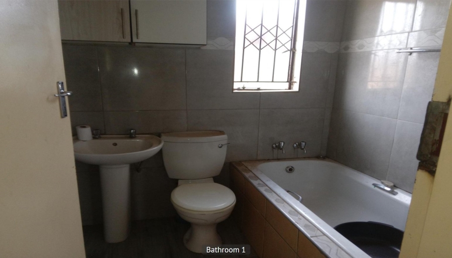 3 Bedroom Property for Sale in Lotus Gardens Gauteng