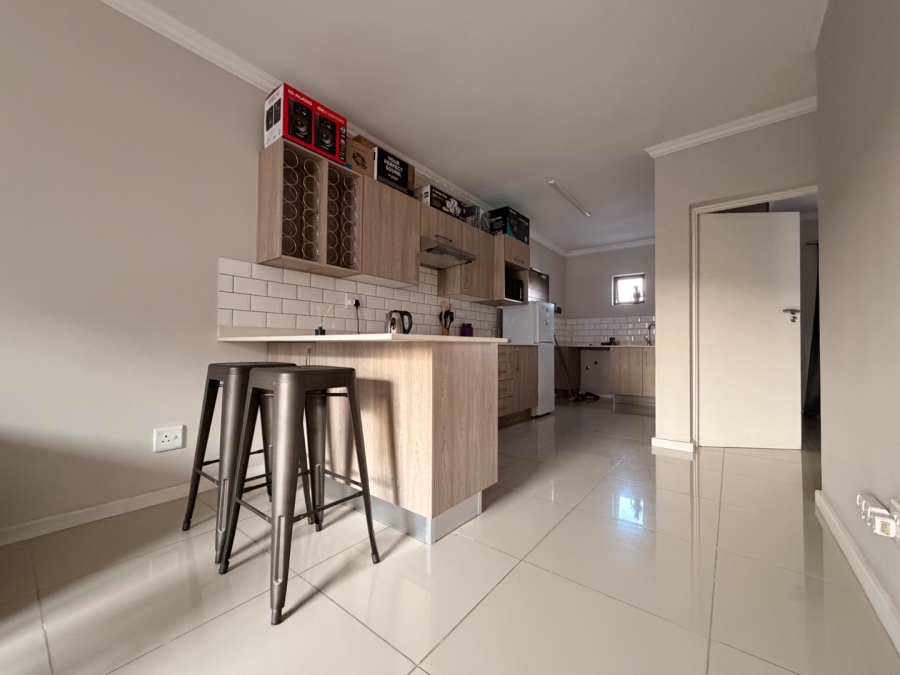 To Let 2 Bedroom Property for Rent in Halfway Gardens Gauteng