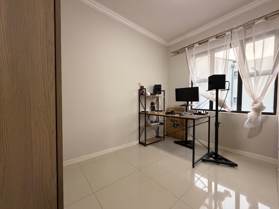 To Let 2 Bedroom Property for Rent in Halfway Gardens Gauteng