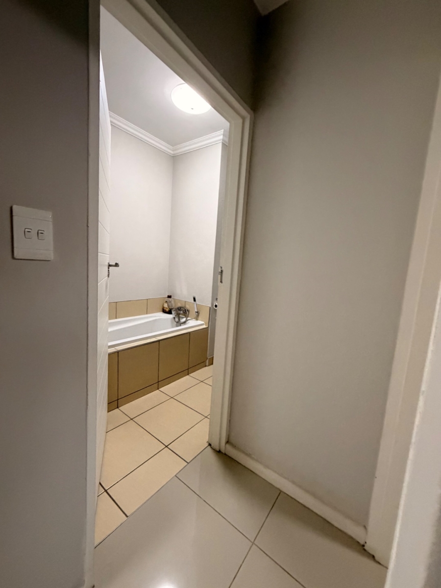 To Let 2 Bedroom Property for Rent in Halfway Gardens Gauteng