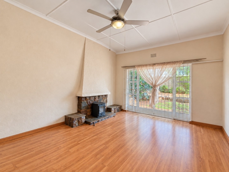 4 Bedroom Property for Sale in Dawnview Gauteng