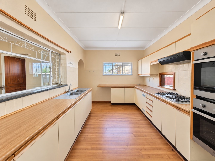 4 Bedroom Property for Sale in Dawnview Gauteng