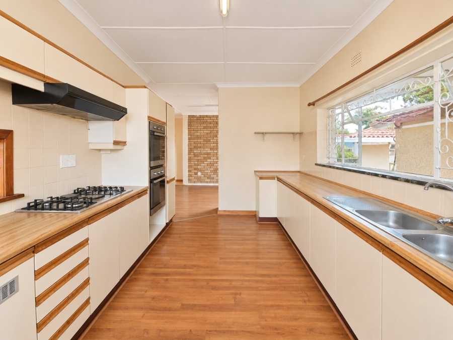 4 Bedroom Property for Sale in Dawnview Gauteng