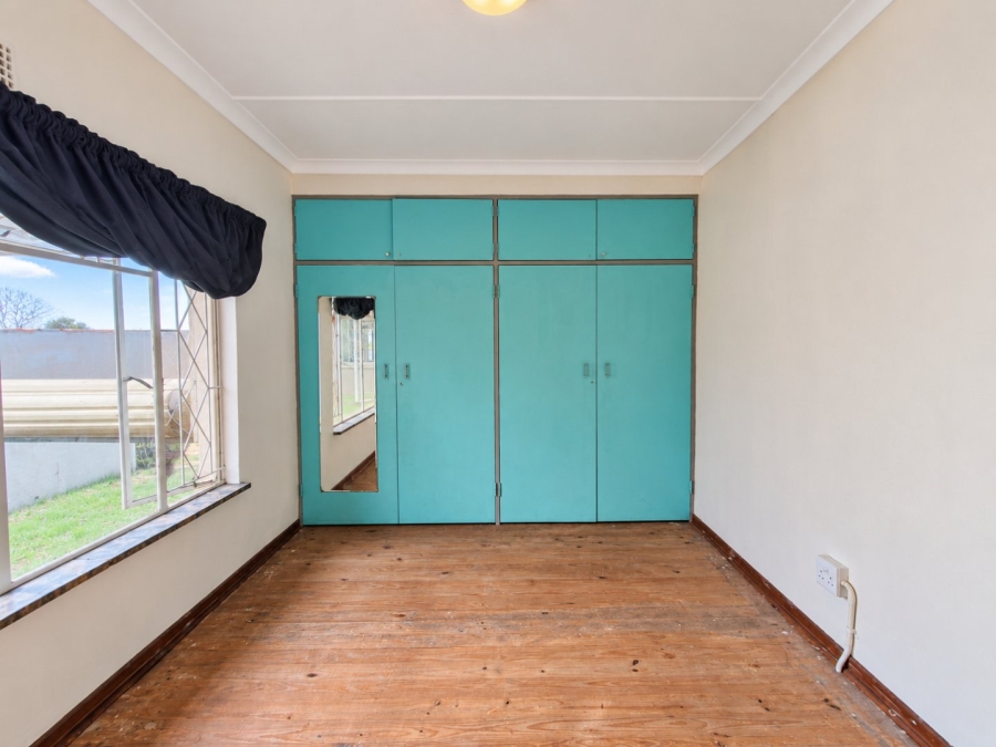 4 Bedroom Property for Sale in Dawnview Gauteng
